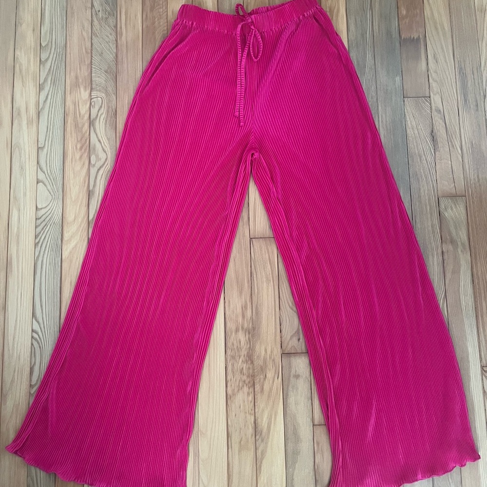 SHEIN: Pink Wide-Leg Trousers💕
